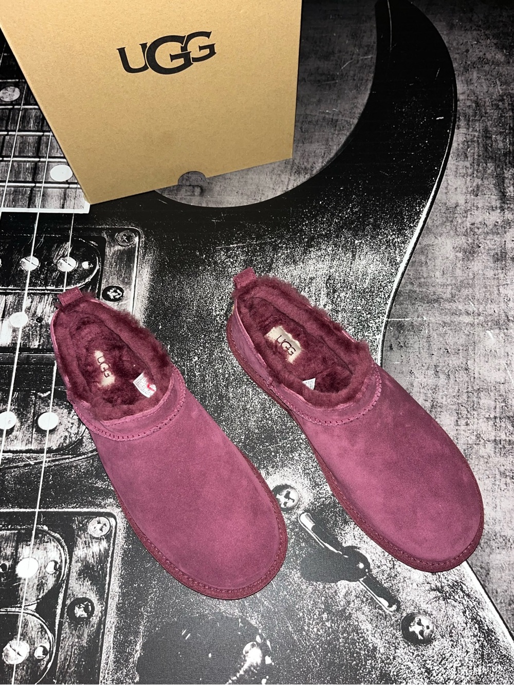 NIB UGG Micro Boot - Picture 5 of 10